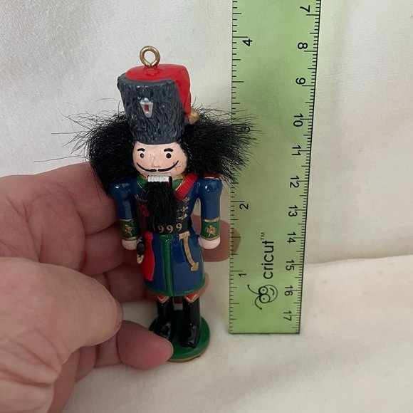 Holiday Nutcrackers ornaments - Set of 3 by Calton Cards - Picture 8 of 12